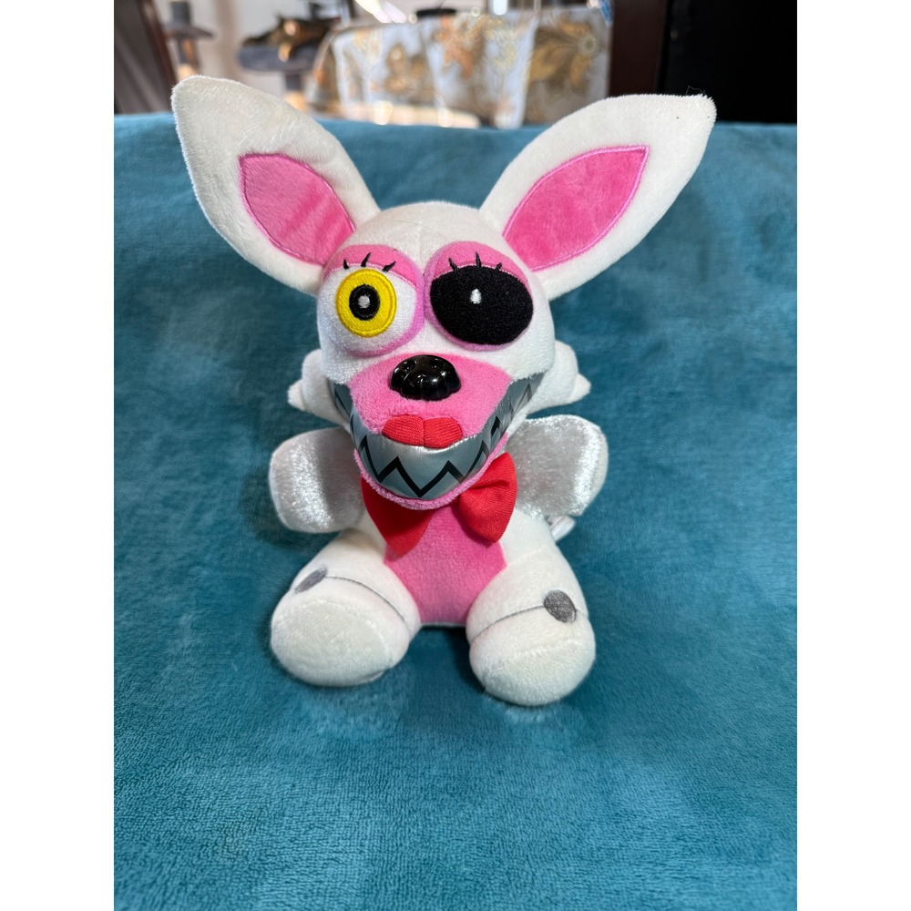 Funko Five Nights at Freddys Mangle Plush 8 Inch White Pink FNAF Scott Cawthon